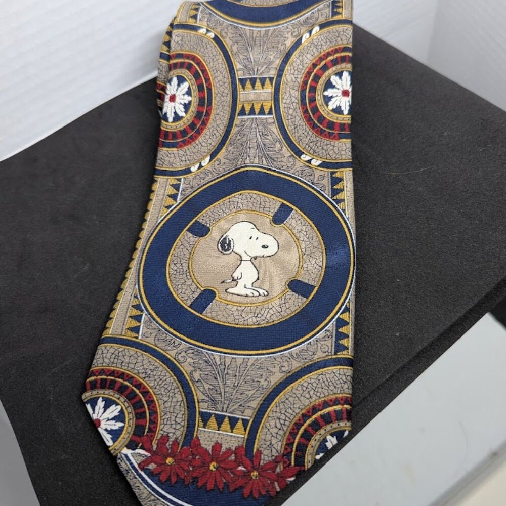 Snoopy Necktie United Features Peanuts Dog in Circles on Blue Floral Polyester